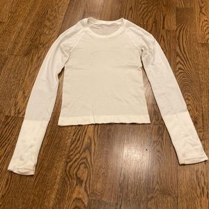 White long sleeve lululemon swiftly